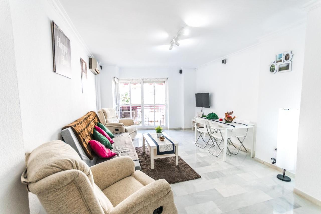 Cubo'S Apartamento Origen Del Sur Apartment Malaga Bagian luar foto